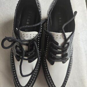 Gianni Bini Colorblock Studded Creeper Shoes Size 6.5 Women’s